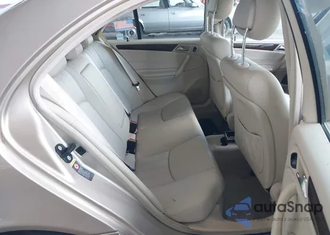 2005 Mercedes-Benz C 320 Luxury 4Matic from USA, damaged, VIN WDBRF84J75F615428